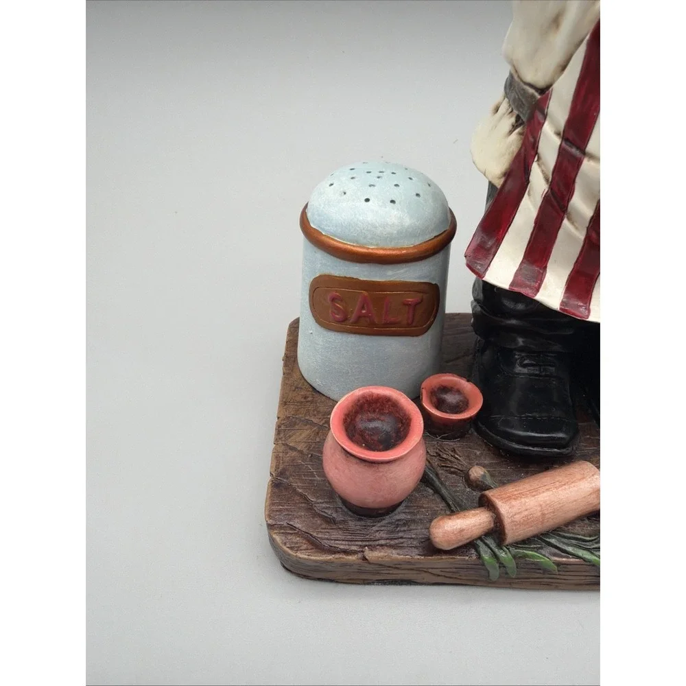 VTG Italian Kitchen Decor Chef Features Salt And Pepper Shakers Rolling Pin